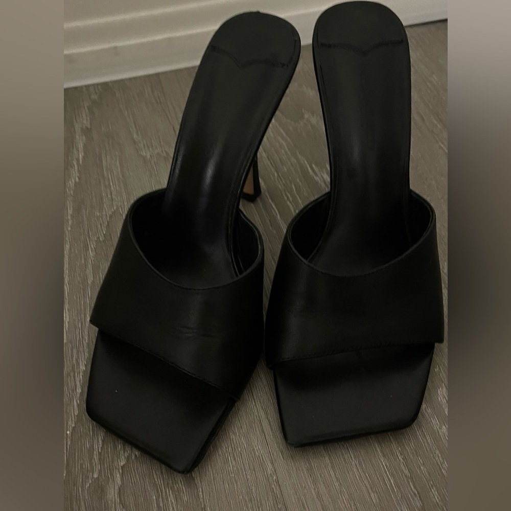 Tony Bianco Black Heels